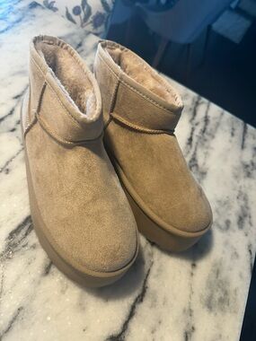 Mudd Tan Faux Suede Short Shearling-Lined Ankle Booties